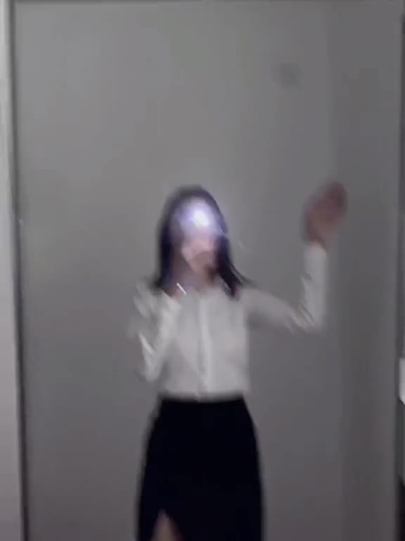 #正装#下班一起去蹦迪了