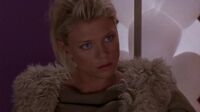La Femme Nikita S04E08 - No One Lives Forever.mp4