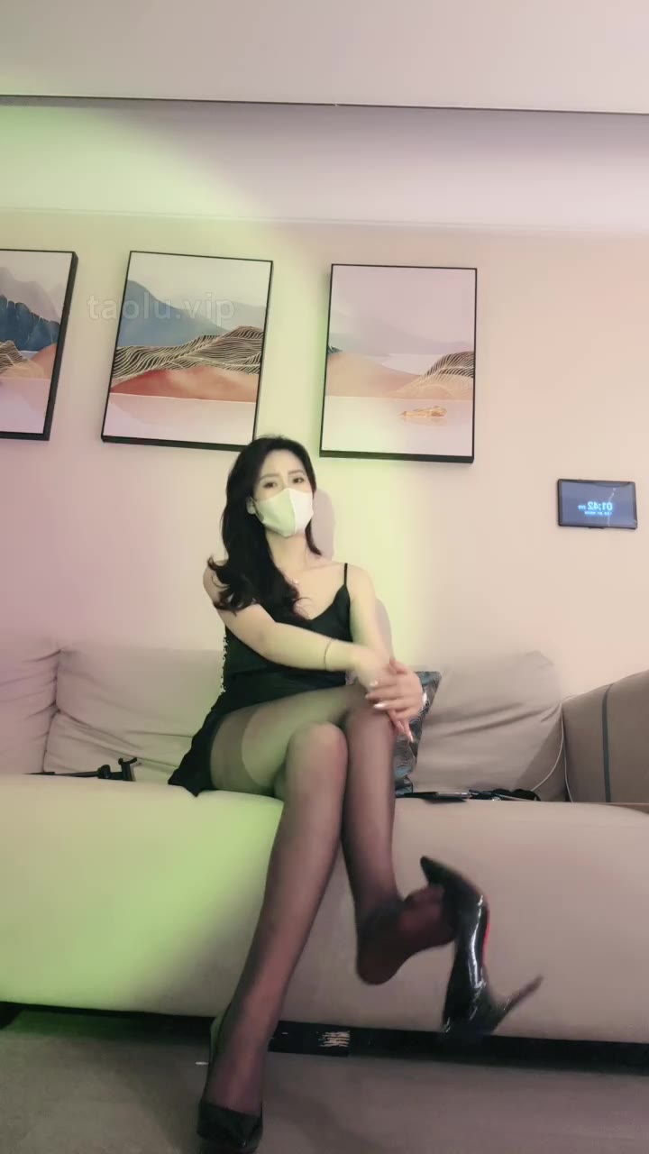 禾未  ——🚥lv🐢七夕献淫妇做野男人#盆【最新视频】