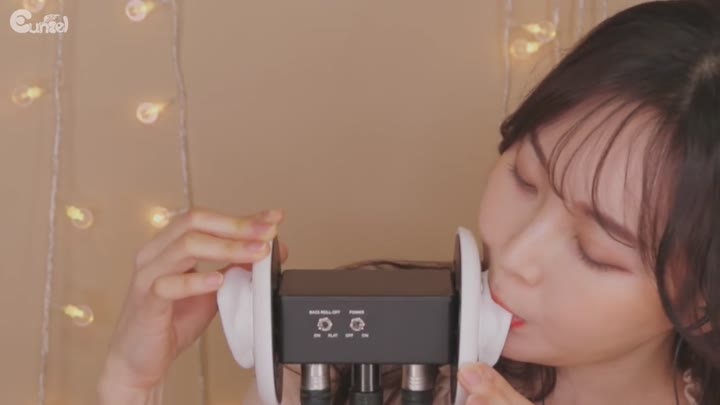 香草色的舔耳