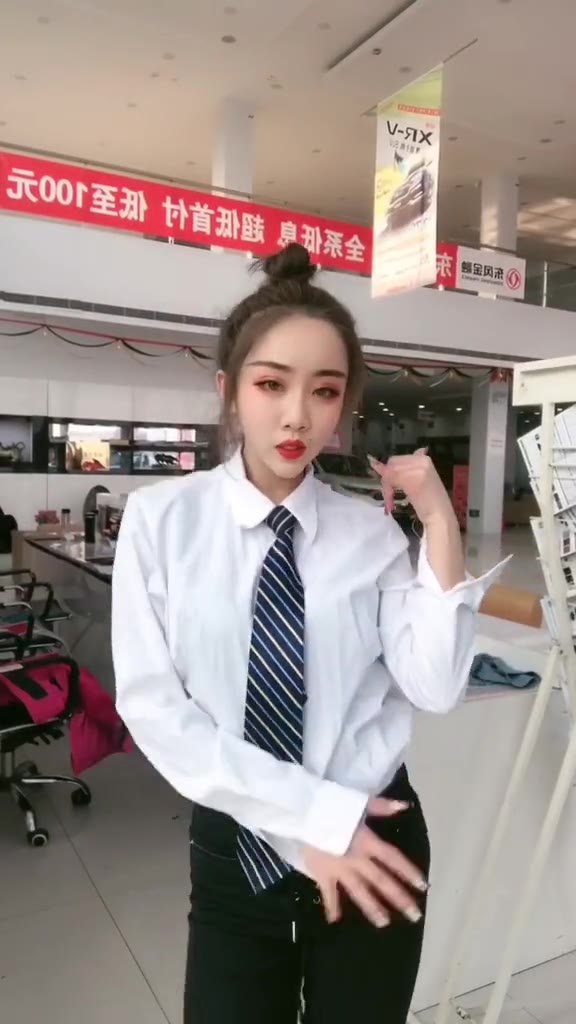 #正装#什么星座可以搞定天秤座@抖音小助手