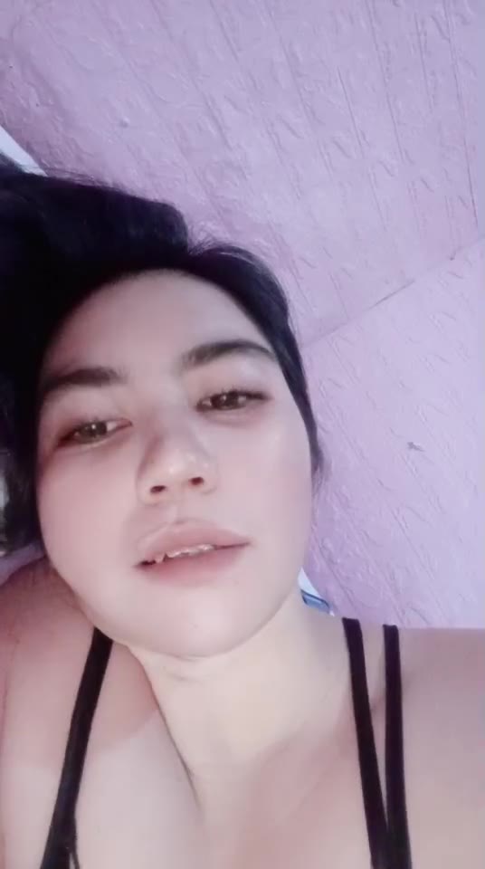LhaiLiah ID 1211778 Papaya Live telegram bot @DSrecordbot