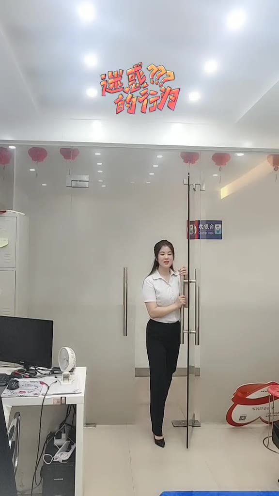 #正装#长得像“关晓彤”和“陈妍希”的她俩，你觉