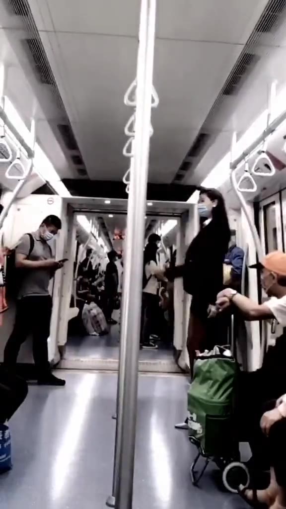 #正装#老板说今天开车送我回家，我拒绝了，但是.