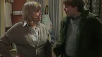 EastEnders (1987) E0220.mp4