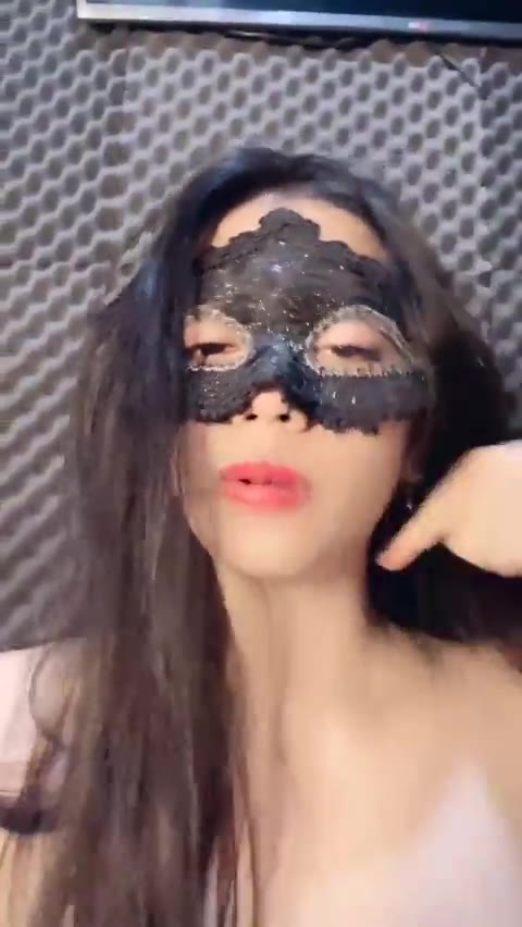 MIEYYAA ID 1895680432398790657 Hot51 telegram bot @DSrecordbot