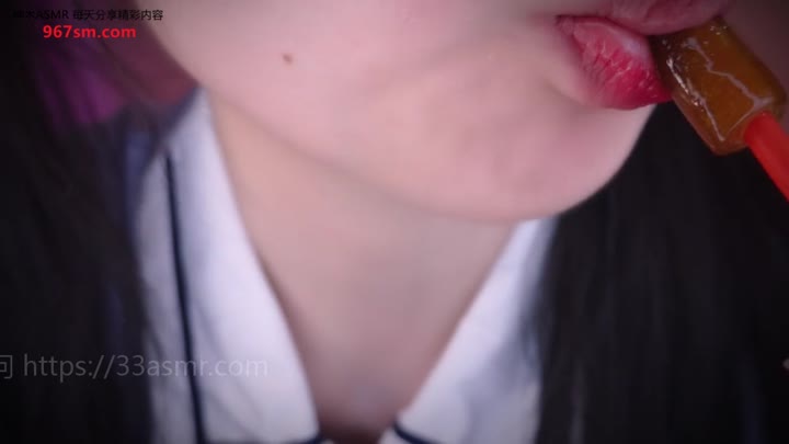 #ASMR    #小羊喵    哥哥请小羊吃根棒棒糖好不 🍭