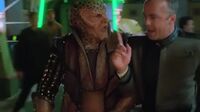 Babylon 5 S03E02 - Convictions.mp4