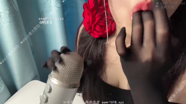 #小如快醒醒 黑司手套吃手指 帮同时进行 小鹿大困包8.24