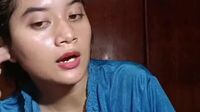 Silvia Chan Omek Dildo Jumbo Memeknya Sampe Banjir Gini