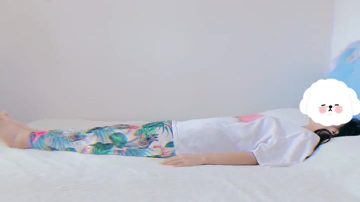 #正装#姑娘96年 工资1800 ，喜欢吃鸡和王