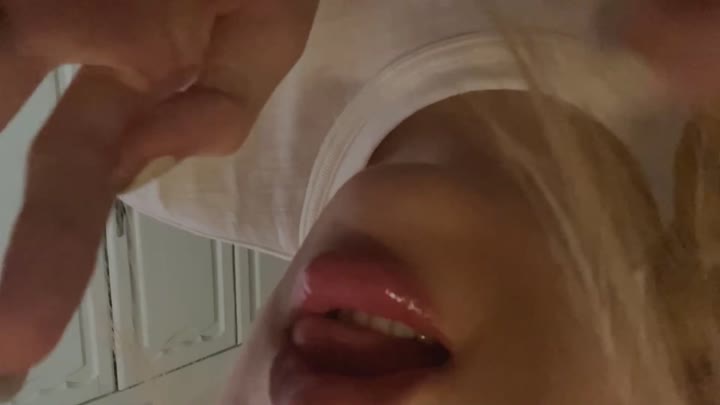 #pipi酱睡不醒 啵啵手势tian屏