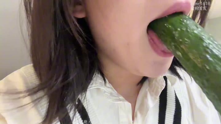 #asmr  花瓜榨汁，耳朵都要怀孕了。