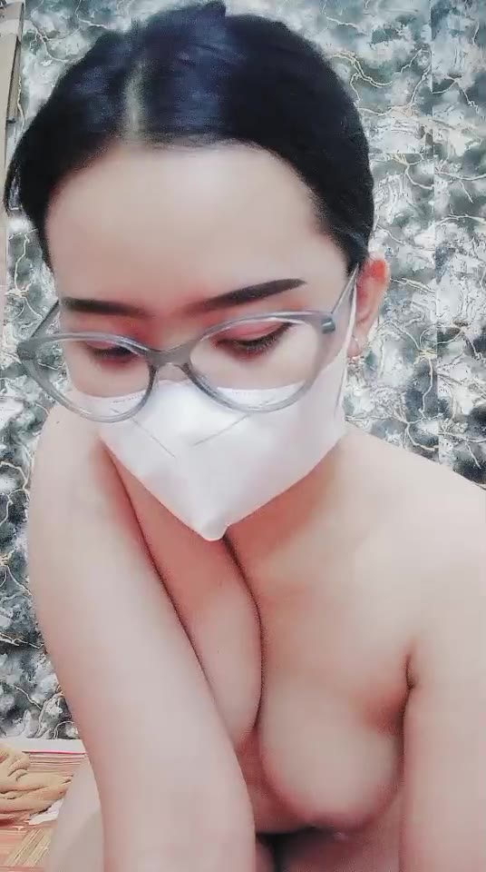 S J ID 1097544 Papaya Live  - Thumbnail