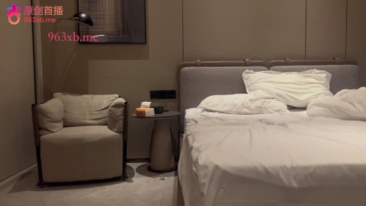 杏吧鲁班七号1 - 今天花3000约了一个东北JK妹妹，妹妹做的时候配合，干出一身汗也毫无怨言，各种姿势一顿爆操