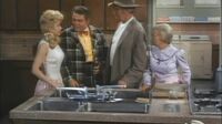 The Beverly Hillbillies S06E30 - Cousin Roy.mp4