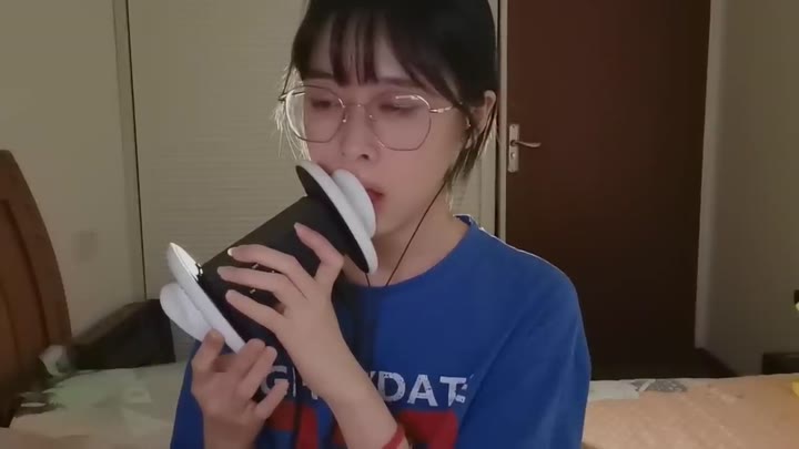 【NASMRcoconut椰~】earslicking👅&eatingears👄含耳试验