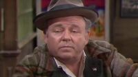 All in the Family S04E17 - Archie Feels Left Out.mp4