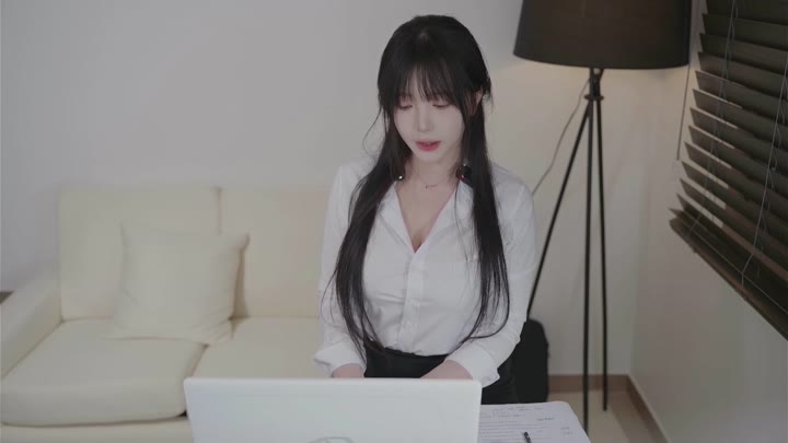 #ASMR   #Yoonying    出差暴雨夜与男上司同房  前章