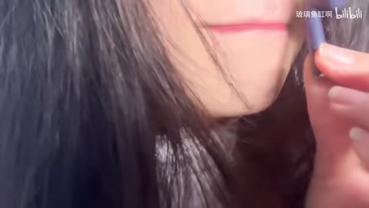 #玻璃鱼缸啊 口腔音 kiss 涂口红