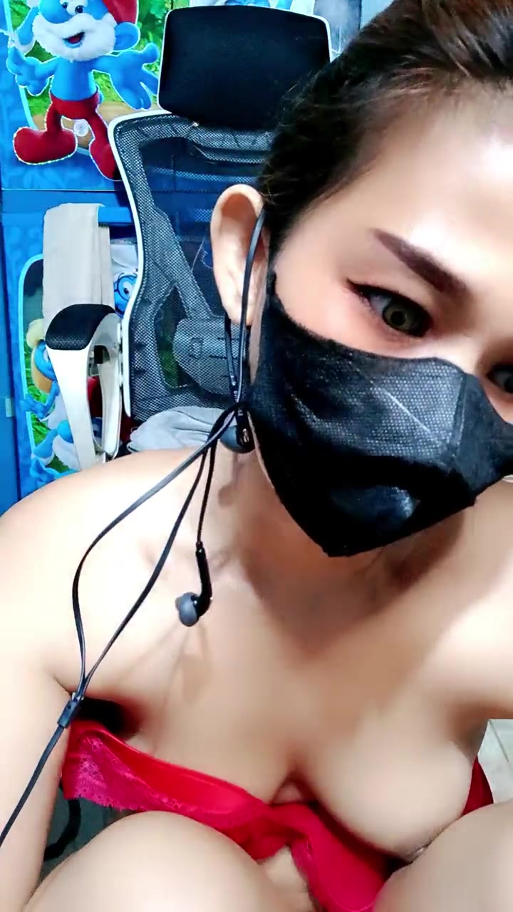 Erin ID 1917397449306570753 Hot51 telegram bot @DSrecordbot