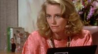Moonlighting S03E05 - All Creatures Great and Not So Great.mkv