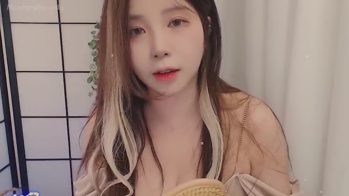 #Yoonying 멤버쉽ASMR-_european_castle_늦은밤,지루한-무도회_crescent_moon_소꿉친구가-침실에