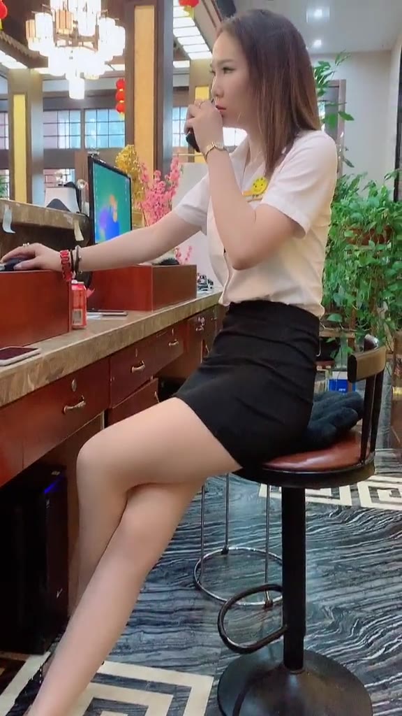 #正装#走一波工作视频，工作的女孩子最美，不接受