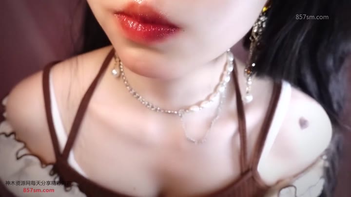 #小羊喵 ASMR 缓慢的摩擦和牛奶食音 爱发电视频