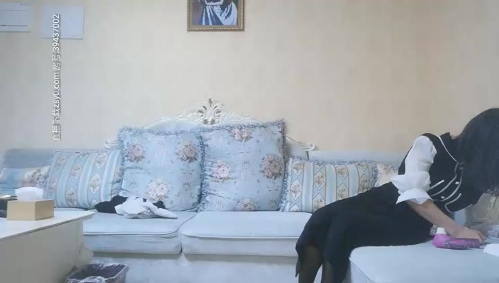 【小陈头星选】约了个短发白衣甜美萌妹啪啪，沙发上调情口交掰穴摸逼骑乘猛操