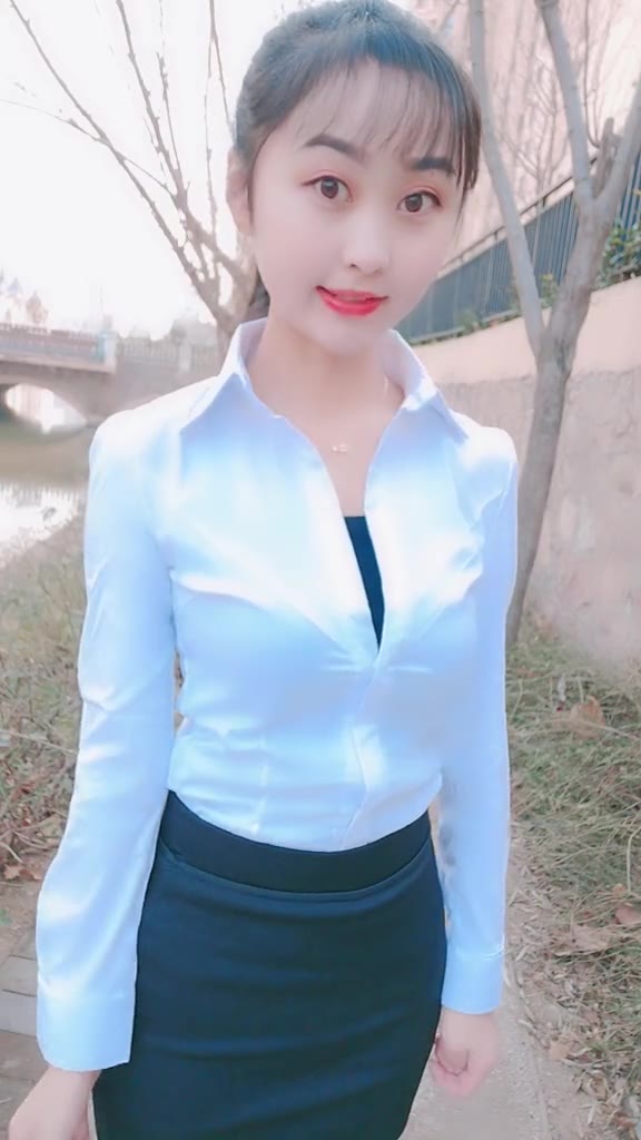 #正装#垃圾城市几十万人一个泡我的都没有，我呸，